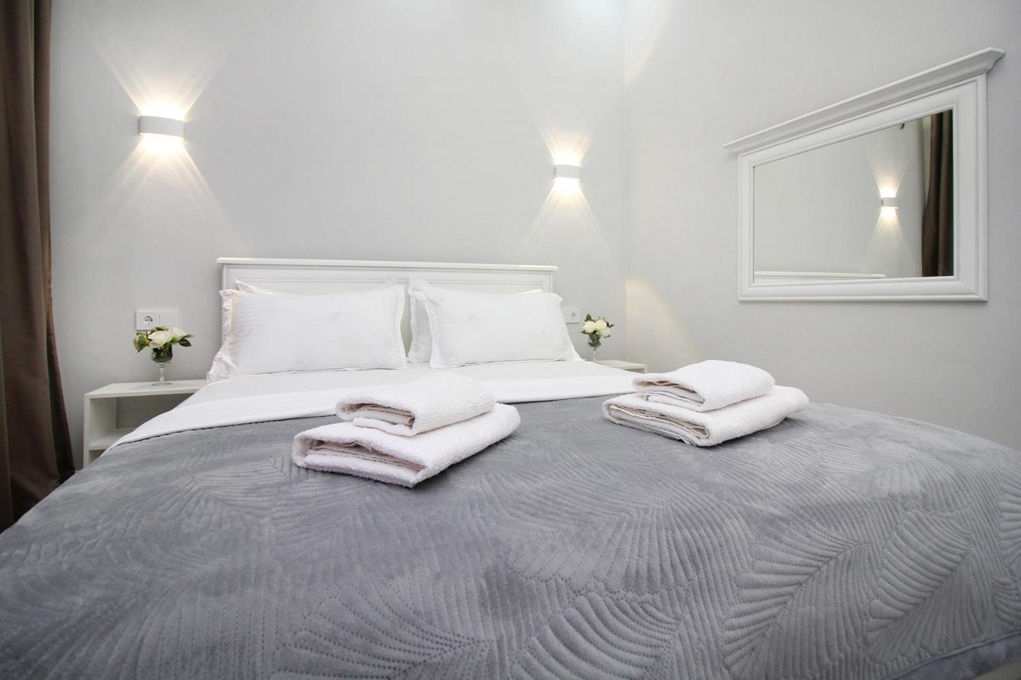 Amir Apartments, Business Class